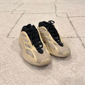 YEEZY 700 V3 Black and Cream Sneakers